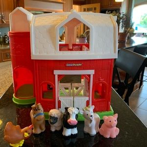 Little people travel farm
